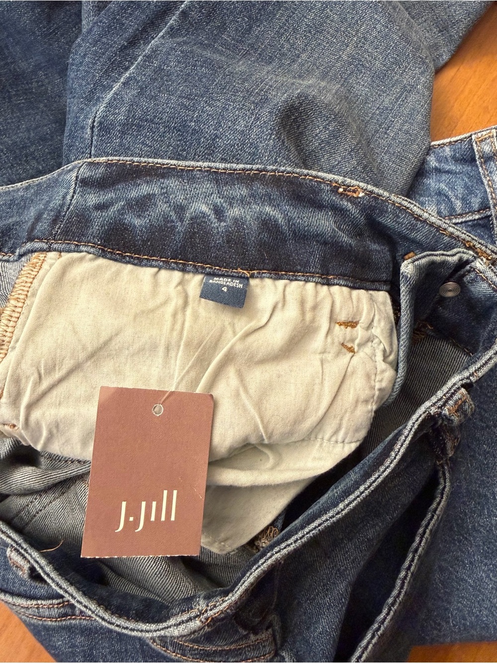 J. Jill Vintage Wash High-Rise Wide-Leg Jeans | Coastal Grandma Minimalist | 4R - Picture 12 of 12